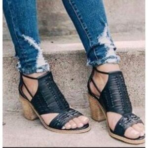 Mi.im Women Leather Open-Toe Sandals 9 Black Chunky Heel Chic Braided Design